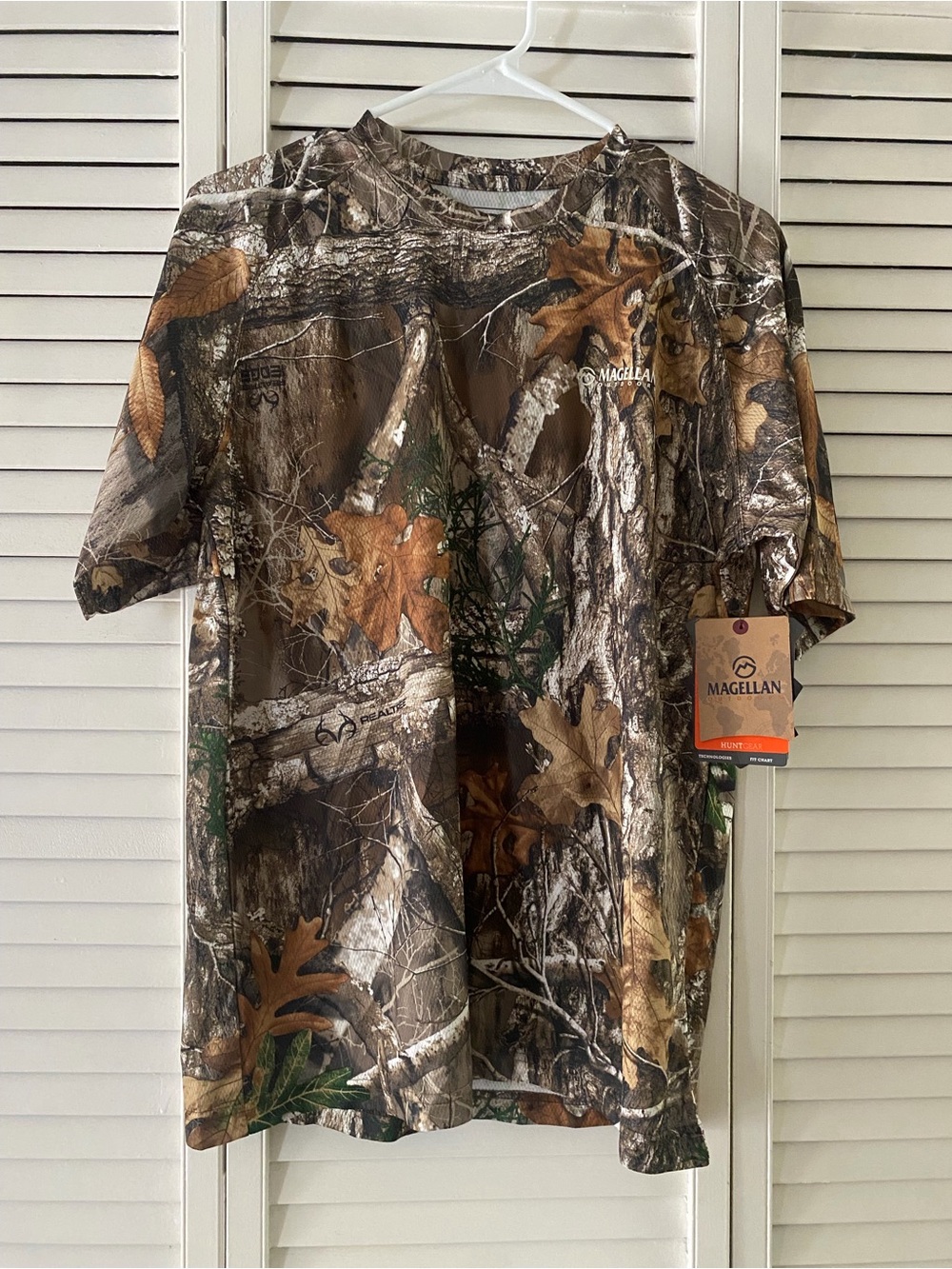 Magellan Outdoors Outdoors Men’s Camo Short Sleeve Shirt NWT